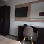 Regal 3*