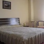 Regal 3*