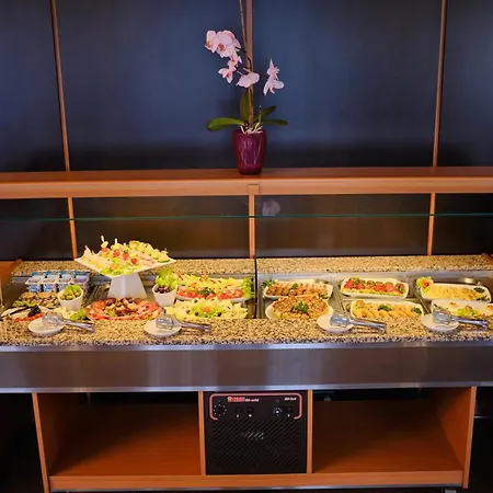 Hotel Regal 3*