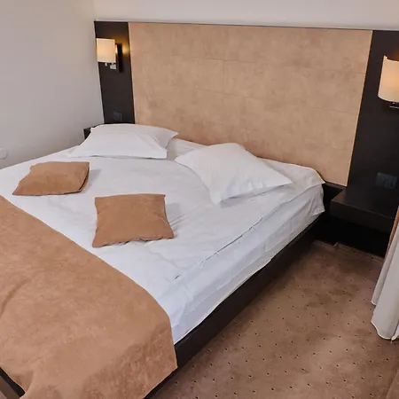 Regal Hotel